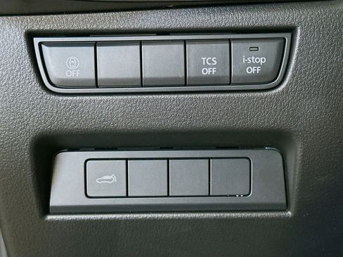 Used 2025 MAZDA CX-90 3.3 Turbo w/ Select Package AWD/4WD image 17