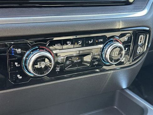 Used 2026 GMC Sierra 1500 SLT w/ SLT Premium Plus Package image 37