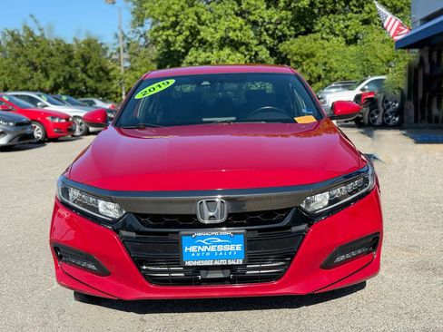 Used 2019 Honda Accord Sport image 6