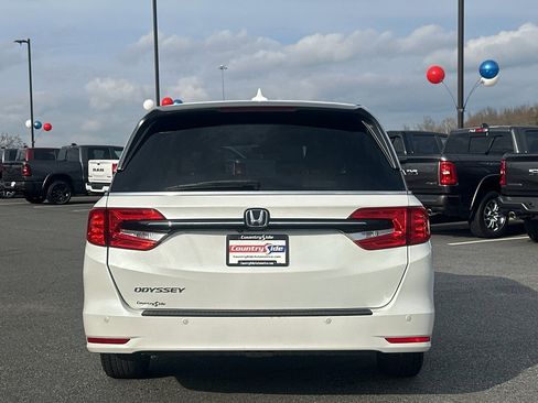 Used 2022 Honda Odyssey Touring image 4