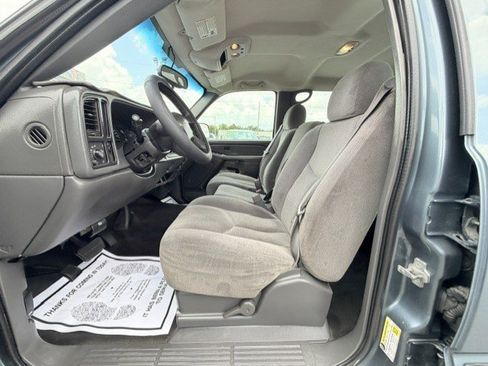 Used 2006 Chevrolet Silverado 1500 LS w/ Chrome Exterior Package RWD image 13