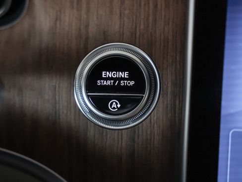 Certified 2023 Mercedes-Benz C 300 Sedan image 19