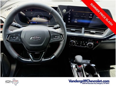 New 2026 Chevrolet Trax RS w/ Sunroof Package FWD image 11