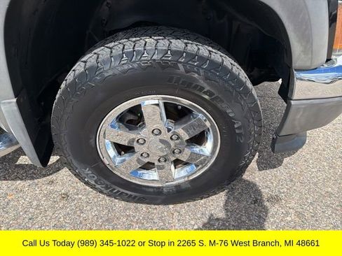 Used 2010 GMC Canyon SLE w/ Power Convenience Package AWD/4WD image 4
