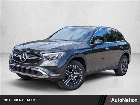 Certified 2026 Mercedes-Benz GLC 300 image 1