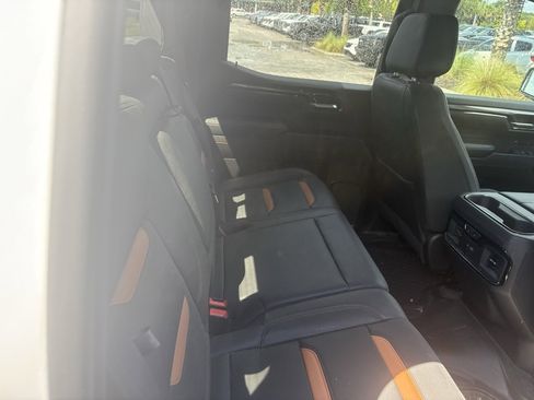 Used 2023 GMC Sierra 1500 AT4 w/ AT4 Premium Package image 23