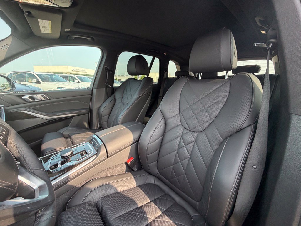 Certified 2024 BMW X5 xDrive40i w/ Premium Package AWD/4WD image 8