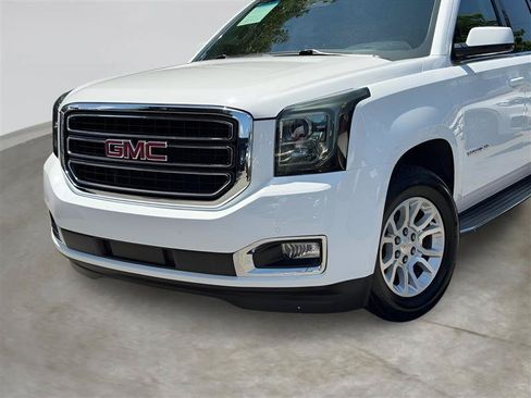 Used 2016 GMC Yukon XL SLT RWD image 5