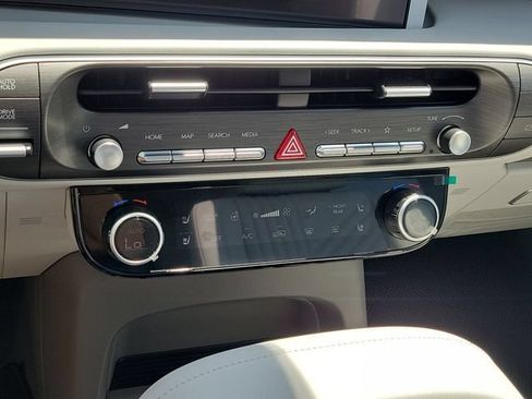 New 2027 Hyundai Palisade SEL Premium FWD image 12