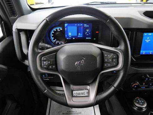 Used 2022 Ford Bronco Big Bend w/ Sasquatch Package AWD/4WD image 21