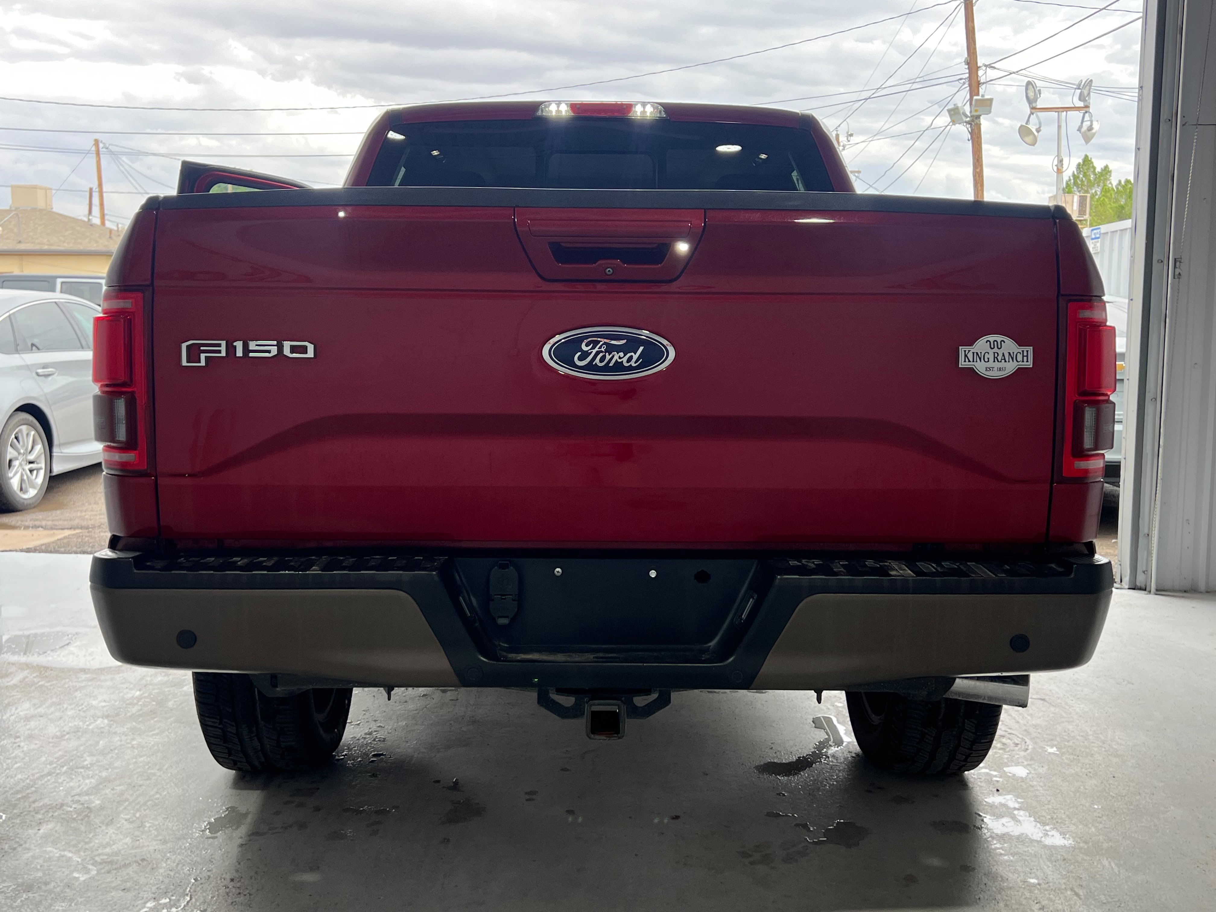 Used 2017 Ford F150 King Ranch w/ Equipment Group 601A Luxury AWD/4WD image 4