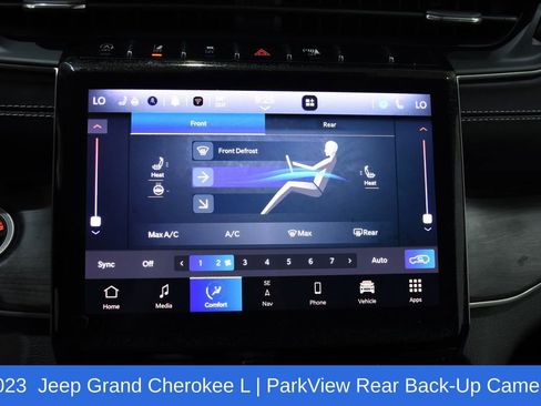 Used 2023 Jeep Grand Cherokee L Limited w/ Black Appearance Package AWD/4WD image 20
