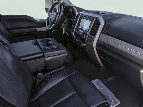 Used 2021 Ford F250 Lariat w/ Lariat Value Package image 35