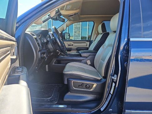 Used 2019 RAM 1500 Limited AWD/4WD image 11