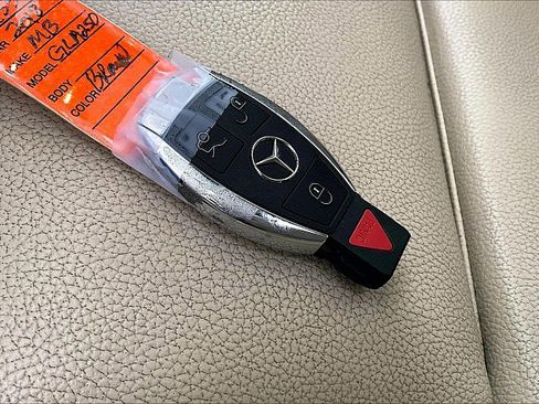 Used 2018 Mercedes-Benz GLA 250 w/ Premium Package image 10