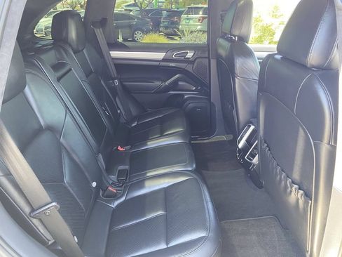 Used 2012 Porsche Cayenne Turbo AWD/4WD image 13