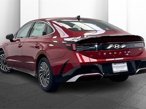 New 2025 Hyundai Sonata SEL image 3