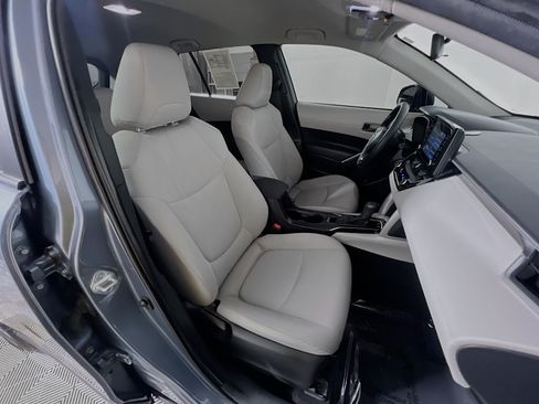 Used 2022 Toyota Corolla Cross L FWD image 29