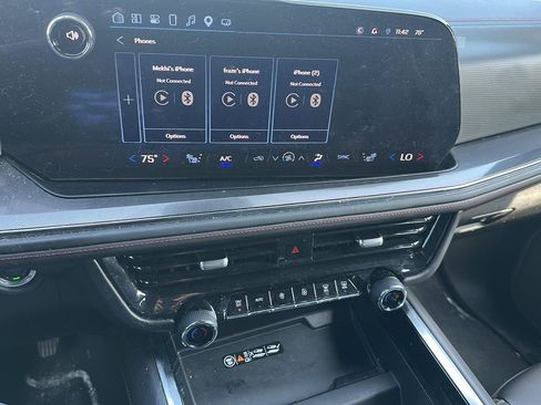 Used 2025 Chevrolet Tahoe RST w/ Comfort Package AWD/4WD image 10