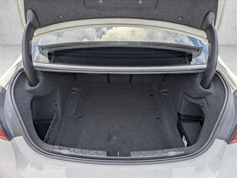 Used 2017 BMW 340i Sedan RWD image 6