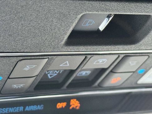 Used 2025 Ford F150 Raptor AWD/4WD image 45