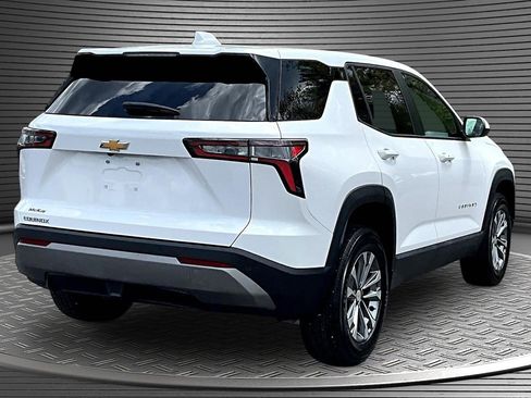 Used 2025 Chevrolet Equinox LT FWD image 6