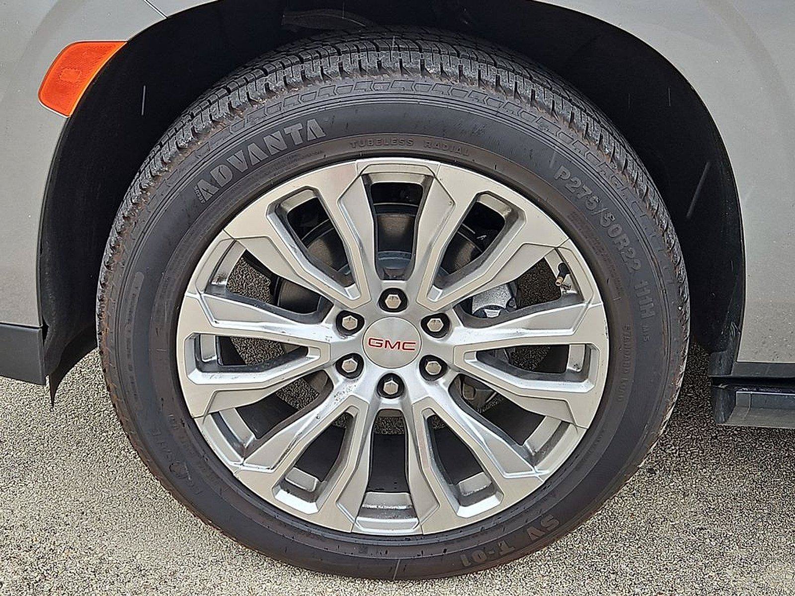 Used 2023 GMC Yukon Denali AWD/4WD image 13