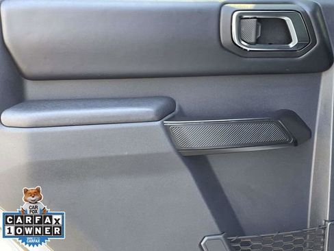 Certified 2025 Ford Bronco Badlands AWD/4WD image 9