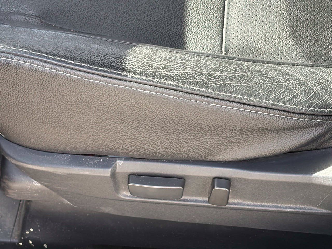 Used 2017 Mitsubishi Outlander SEL FWD image 5