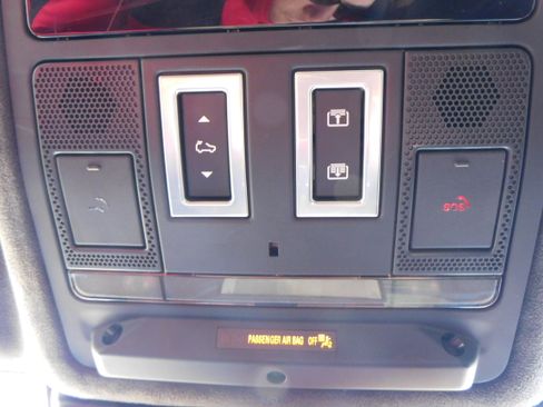 Used 2021 Jaguar F-PACE S image 25