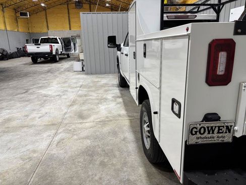 Used 2021 Chevrolet Silverado 2500 W/T w/ WT Convenience Package image 9