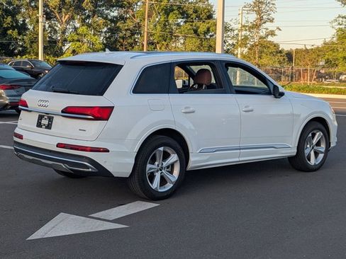 Used 2023 Audi Q7 2.0T Premium w/ Convenience Package image 5