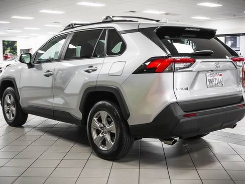 Used 2024 Toyota RAV4 XLE image 8