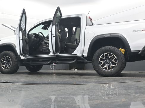 Certified 2023 Chevrolet Colorado ZR2 w/ ZR2 Convenience Package III image 47