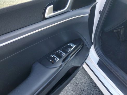 Used 2024 Kia K5 GT-Line w/ GT-Line Premium Package image 11