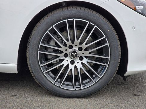 New 2026 Mercedes-Benz C 300 4MATIC Sedan image 9