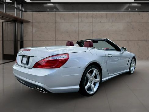Used 2013 Mercedes-Benz SL 550 w/ Premium Pkg image 22