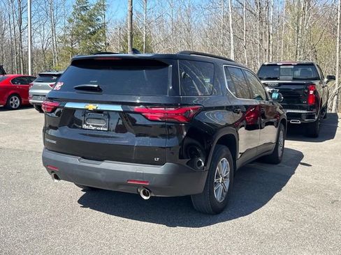 Used 2023 Chevrolet Traverse LT image 4