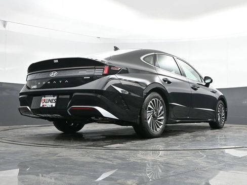 New 2025 Hyundai Sonata Limited image 47