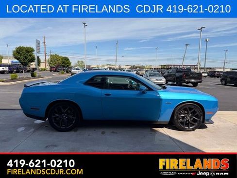 Used 2023 Dodge Challenger R/T w/ Plus Package RWD image 9