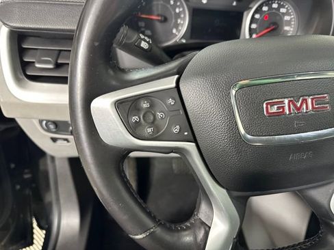 Used 2022 GMC Terrain SLT image 15