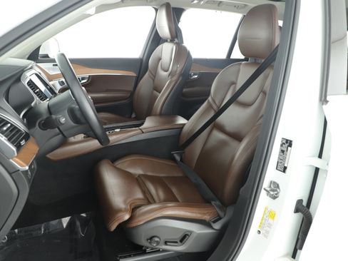 Used 2018 Volvo XC90 T6 Inscription w/ Convenience Package image 9
