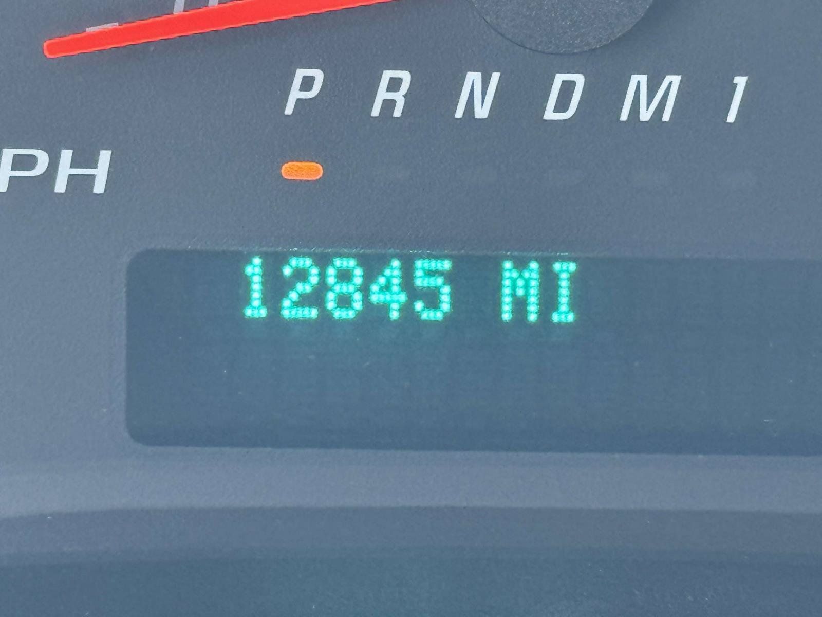Used 2025 GMC Savana 2500 w/ Driver Convenience Package RWD image 19