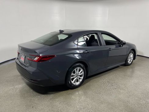 Used 2025 Toyota Camry LE FWD image 3