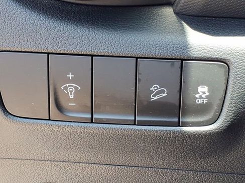 Certified 2023 Hyundai Kona SEL FWD image 21
