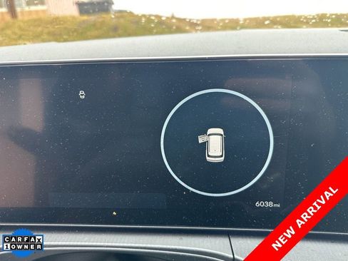 Used 2025 Hyundai Santa Fe Calligraphy image 9