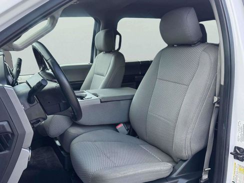 Used 2017 Ford F150 XLT w/ Equipment Group 302A Luxury RWD image 19