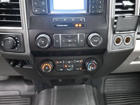 Used 2022 Ford F350 XL w/ Power Equipment Group AWD/4WD image 16