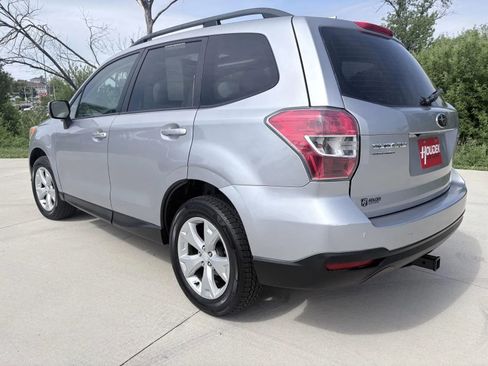Used 2016 Subaru Forester 2.5i Premium w/ Popular Package #2 AWD/4WD image 9
