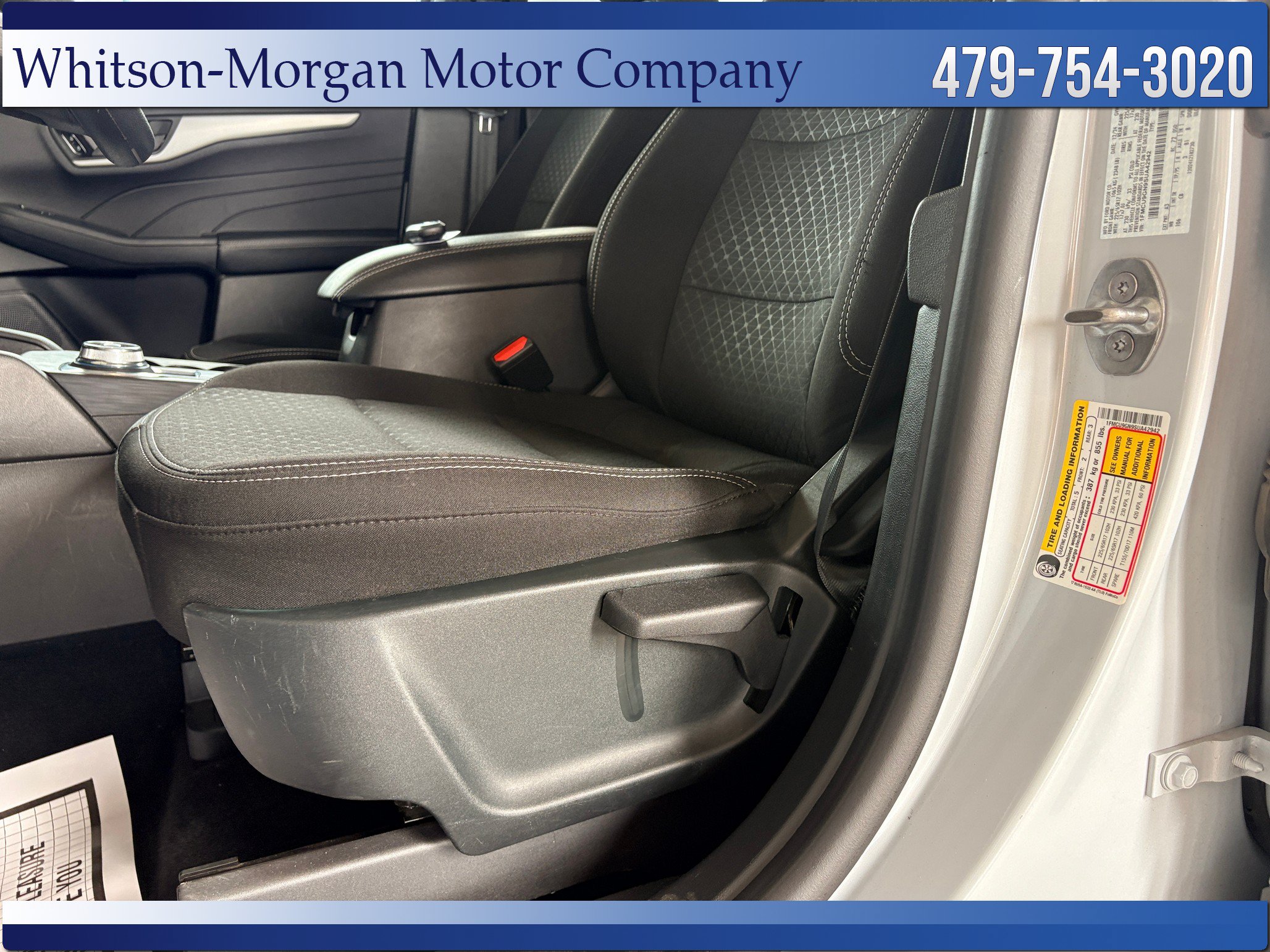 Used 2025 Ford Escape Active AWD/4WD image 13
